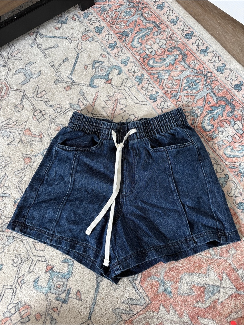 Universal thread draw string jean shorts